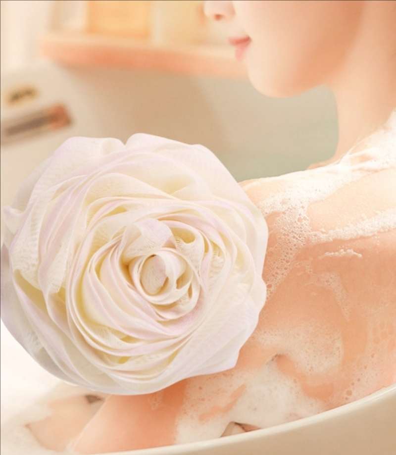 Rose-Shaped Bath Sponge | Premium Dual-Color Loofah 75g | Ritual Wick