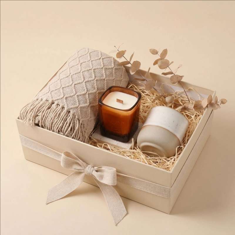 Cozy Hearth Ritual Gift Set | Knit Blanket & Amber Candle | Ritual Wick
